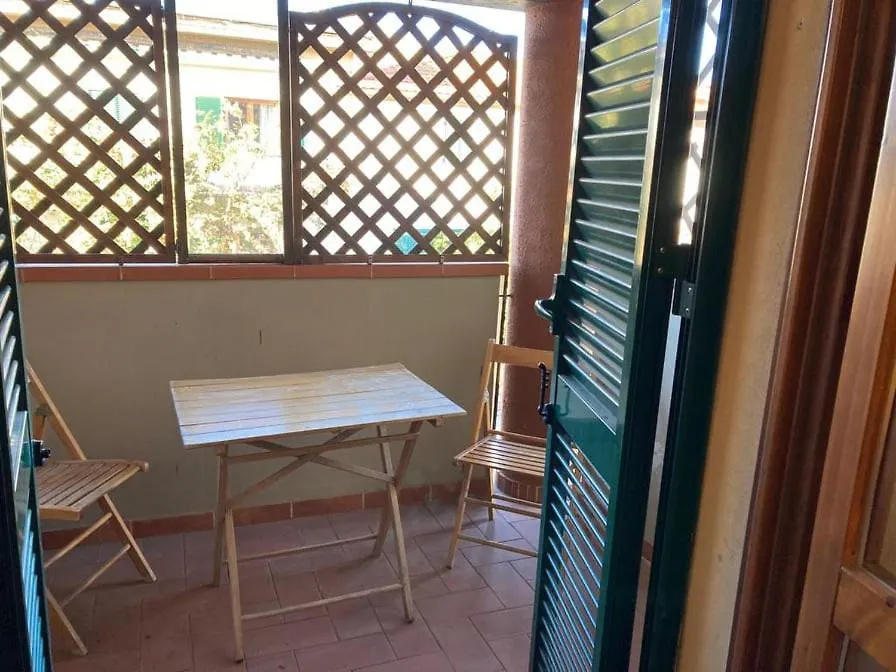 アパート Appartamento Al 1° Piano, Zona Centrale フォンテブランダ